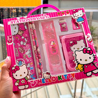 Kit escolar de personajes para niños y niñas.