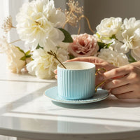 Taza de café con platillo, lindas tazas de leche, elegante taza de café de cerámica con cuchara, juego de tazas de espresso de 6.5 onzas para té capuchino con leche